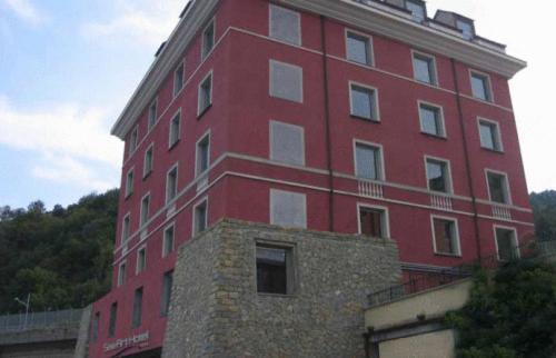 Sea Art Hotel Вадо Лигуре Екстериор снимка