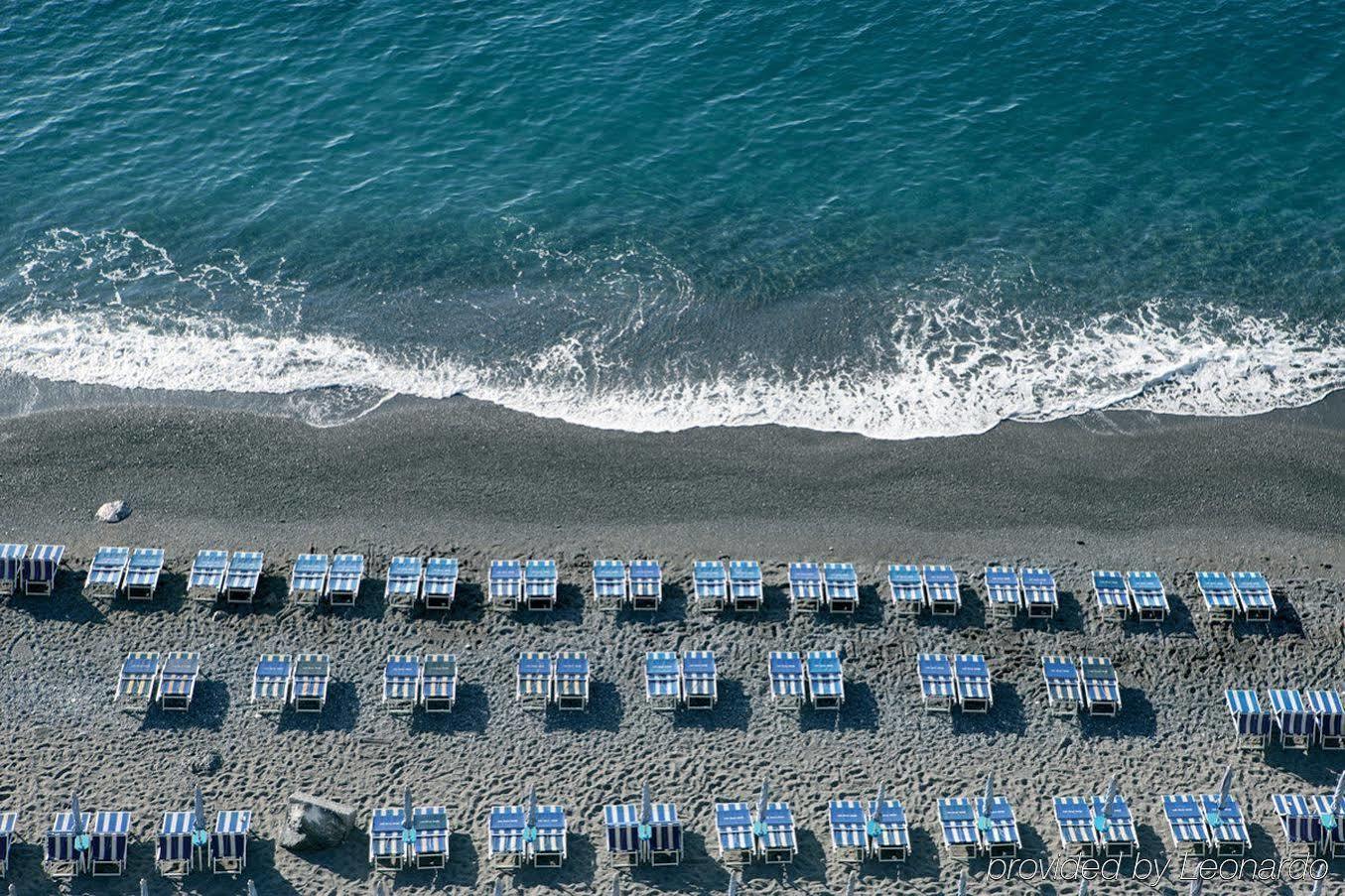 Sea Art Hotel Вадо Лигуре Екстериор снимка